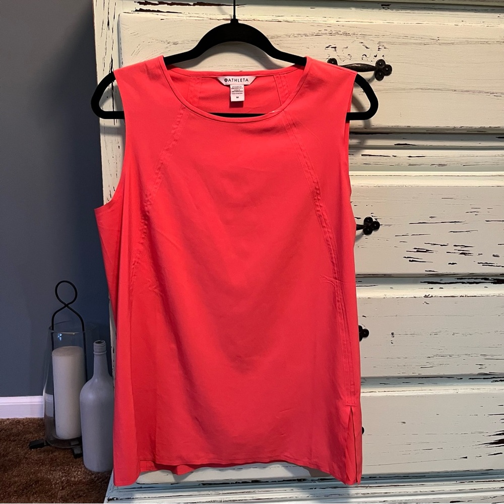 Athleta Women's Peach Sleeveless Top. Size medium.